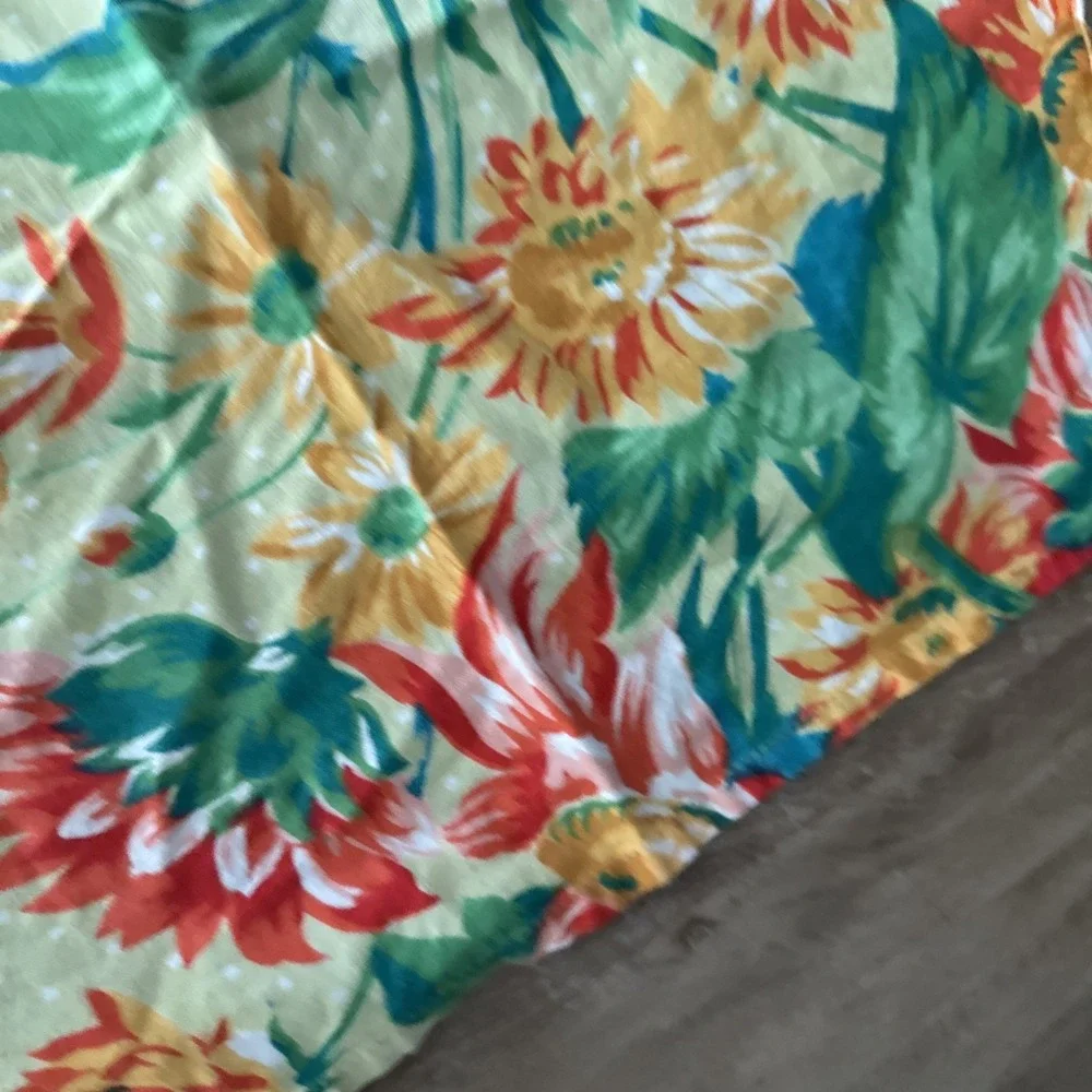April cornell napkinsset Of Six Green Polka Dot Floral  100%cotton